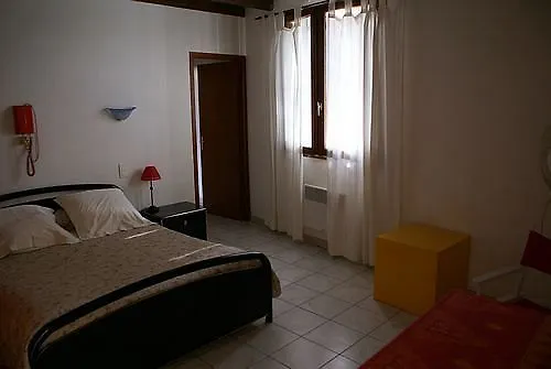 Hotel Residence Larroque Caussade