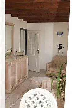 Hôtel Résidence Larroque Caussade 2*,